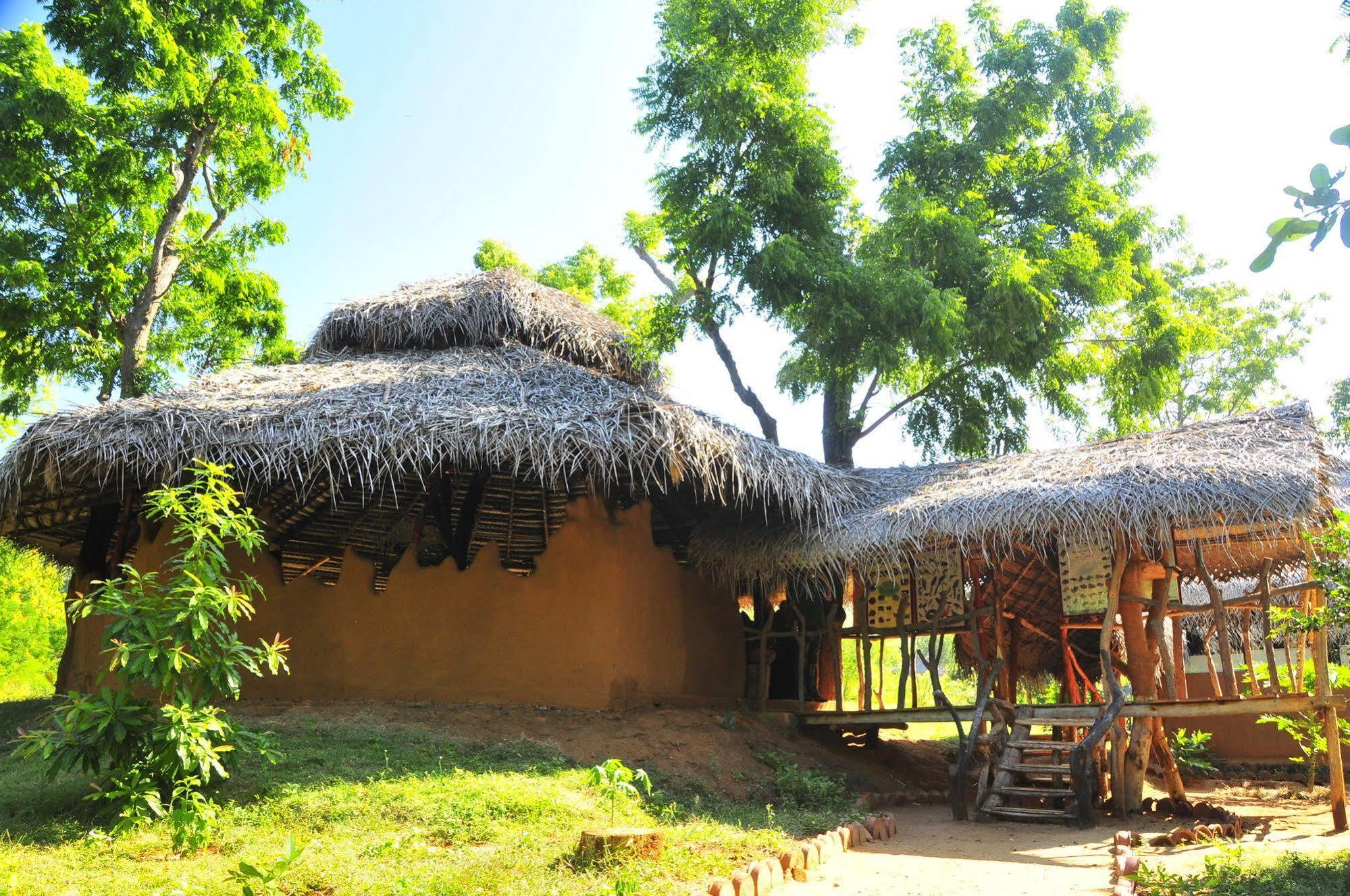 Yala Beddegama Eco Hotel Kataragama Exterior photo